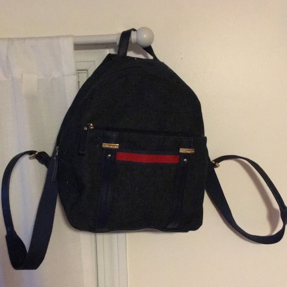 tommy himfiger backpack